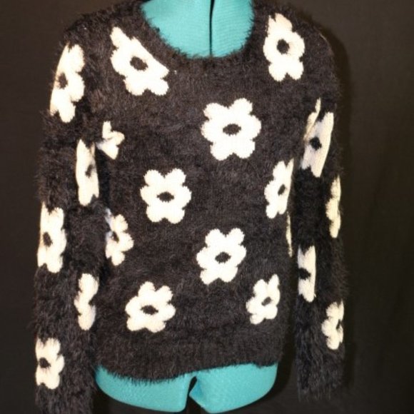 Forever 21 Sweaters Forever 2 Black White Floral Sweater Poshmark